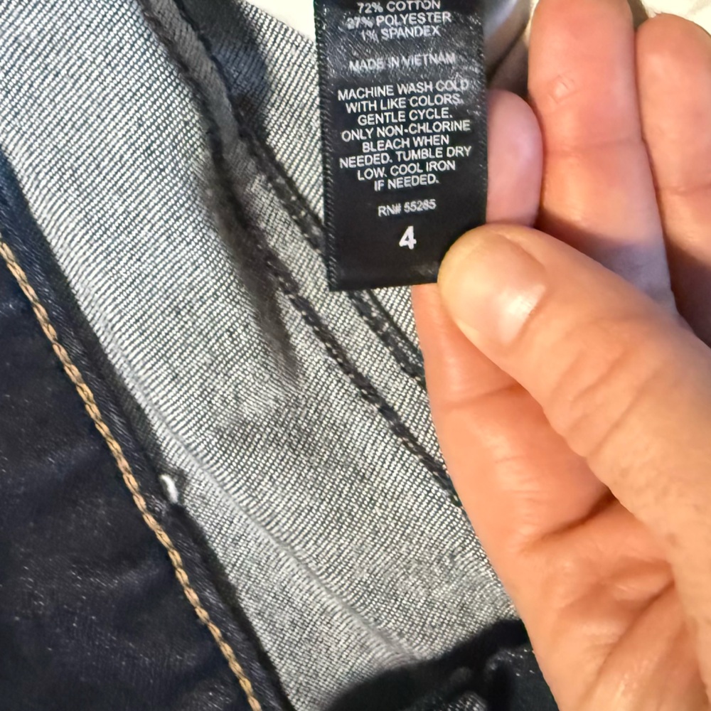 Express Denim Shorts - Picture 5 of 6